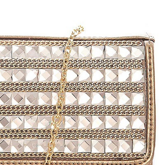 Rhinestone Front Closing Clutch Purse with Chain, Pale Gold. - Picture 3 of 9